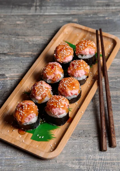  Горячий Ролл Краб Тартар